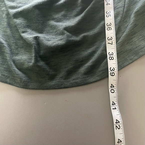 Liz Lange Maternity Midi Dress – Green  Size: Small - Picture 8 of 8